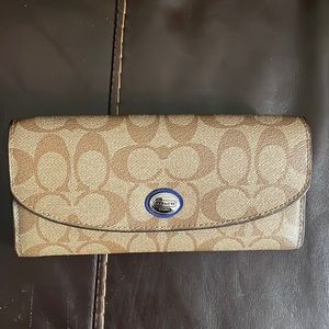 Coach wallet